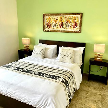 Ellies Hotel Nusa Dua  Bagian luar foto