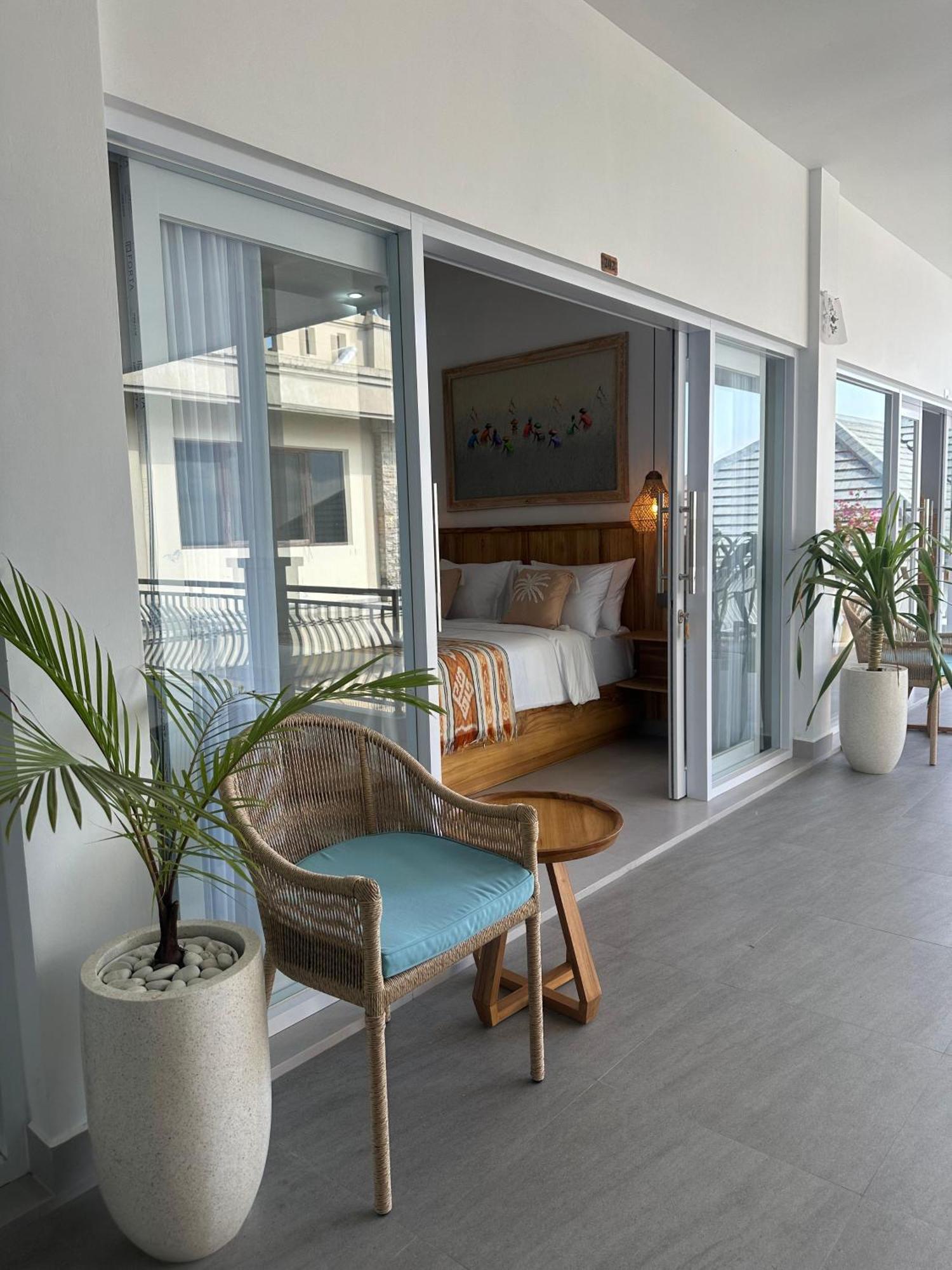 Ellies Hotel Nusa Dua  Bagian luar foto