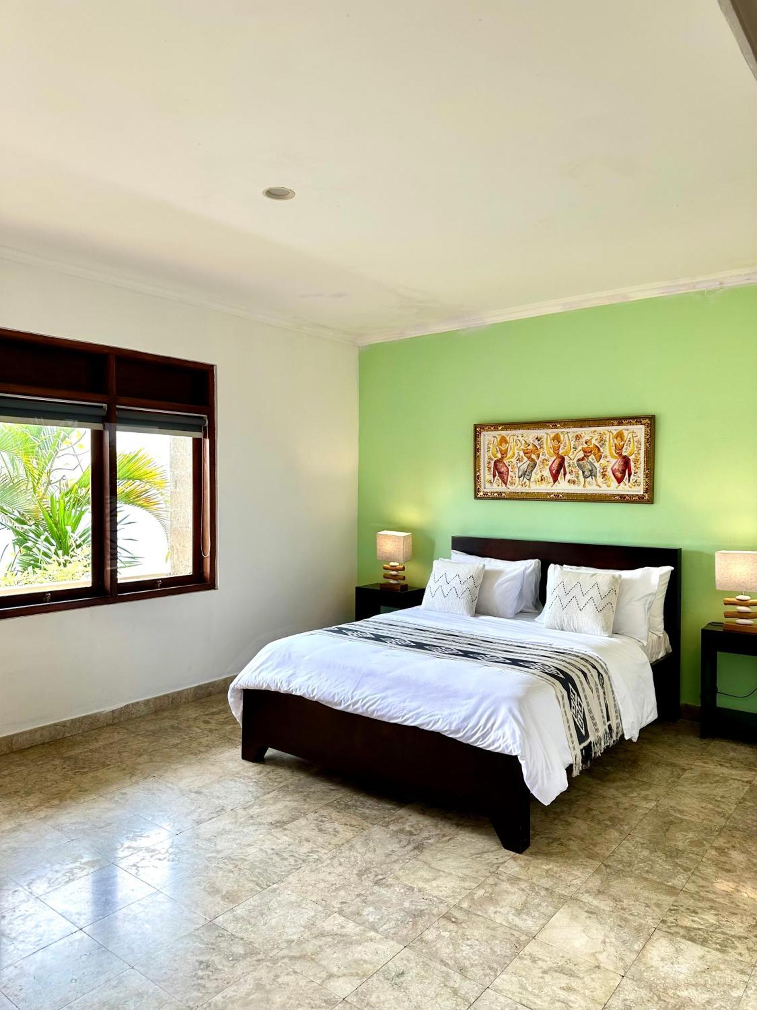 Ellies Hotel Nusa Dua  Bagian luar foto