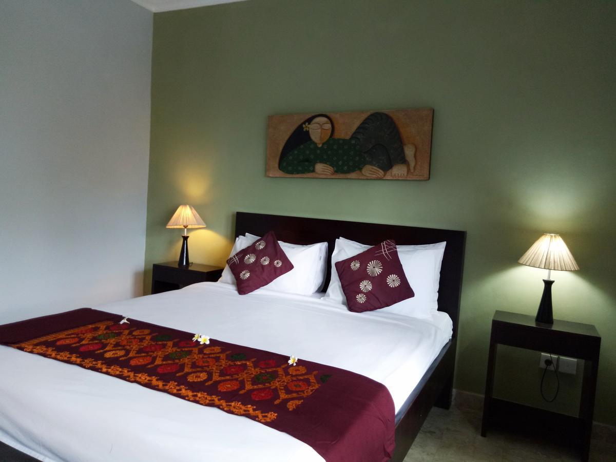 Ellies Hotel Nusa Dua  Bagian luar foto