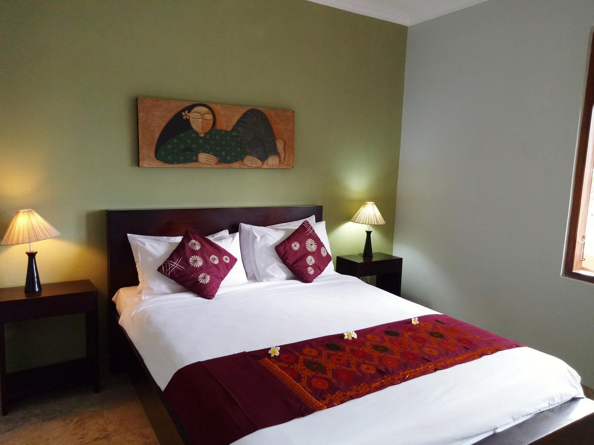 Ellies Hotel Nusa Dua  Bagian luar foto