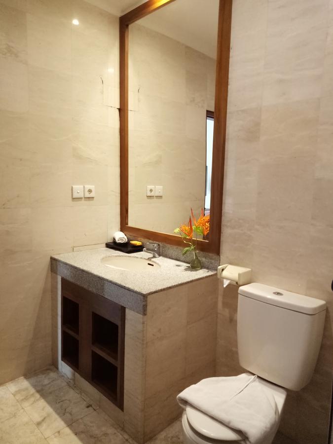 Ellies Hotel Nusa Dua  Bagian luar foto