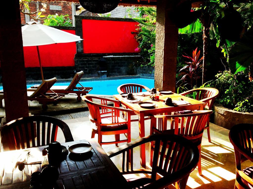 Ellies Hotel Nusa Dua  Bagian luar foto